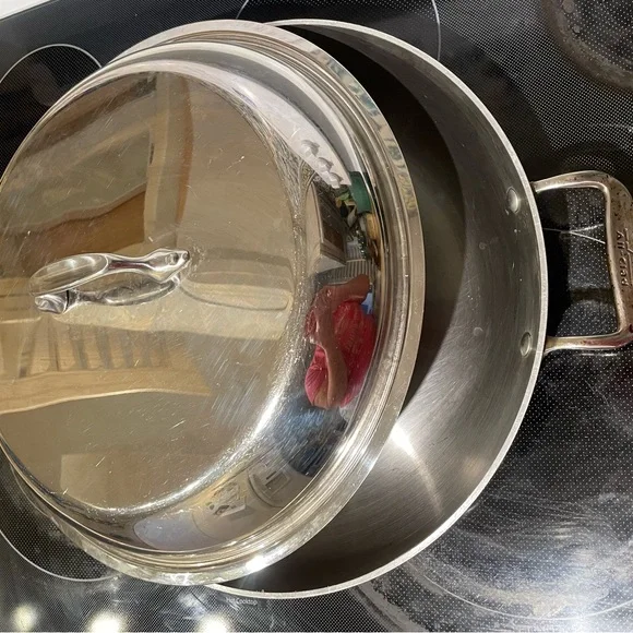 All Clad Master Chef Braiser Pan w/Lid - Picture 6 of 6